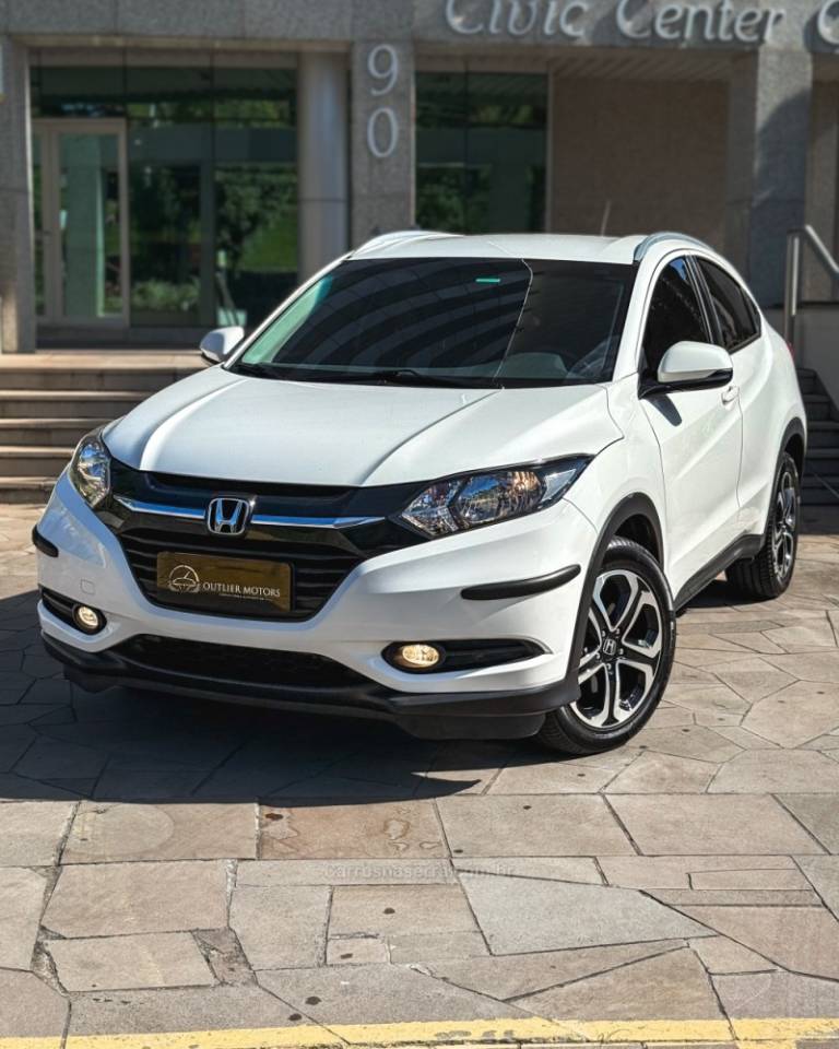 HONDA - HR-V - 2015/2016 - Branca - R$ 87.900,00