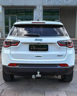 JEEP - COMPASS - 2017/2018 - Branca - R$ 95.900,00