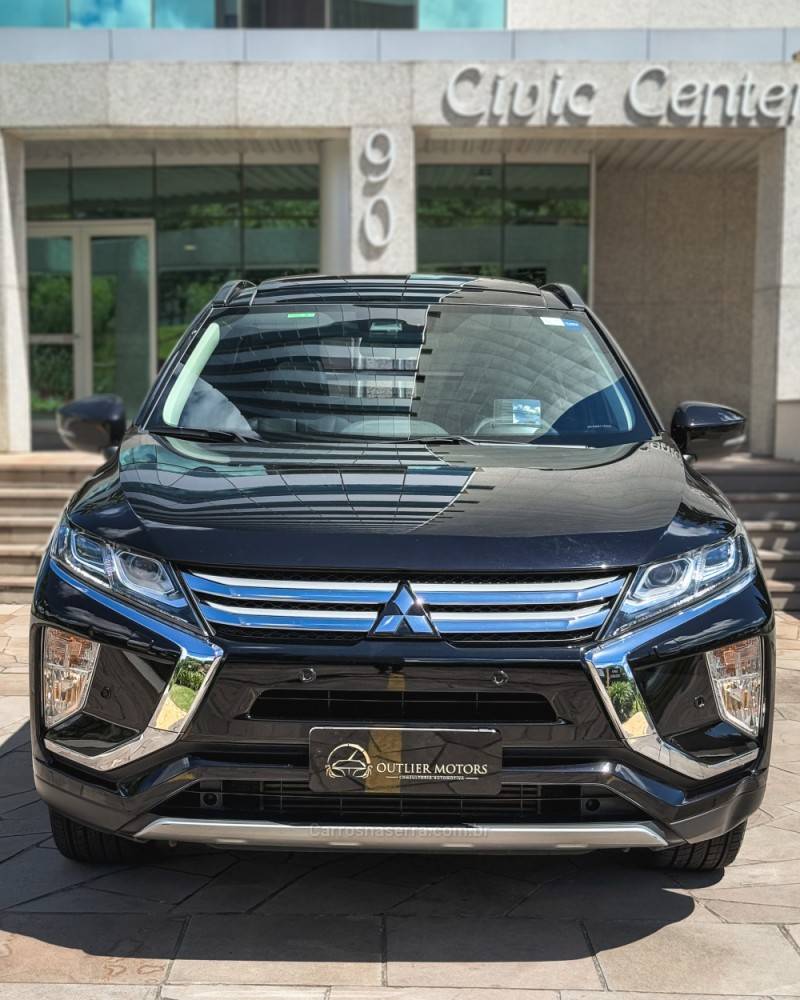MITSUBISHI - ECLIPSE CROSS - 2019/2020 - Preta - R$ 117.900,00