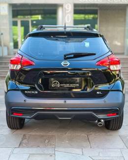 NISSAN - KICKS - 2018/2019 - Preta - R$ 92.900,00