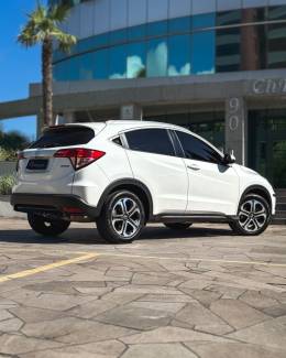 HONDA - HR-V - 2015/2016 - Branca - R$ 89.900,00