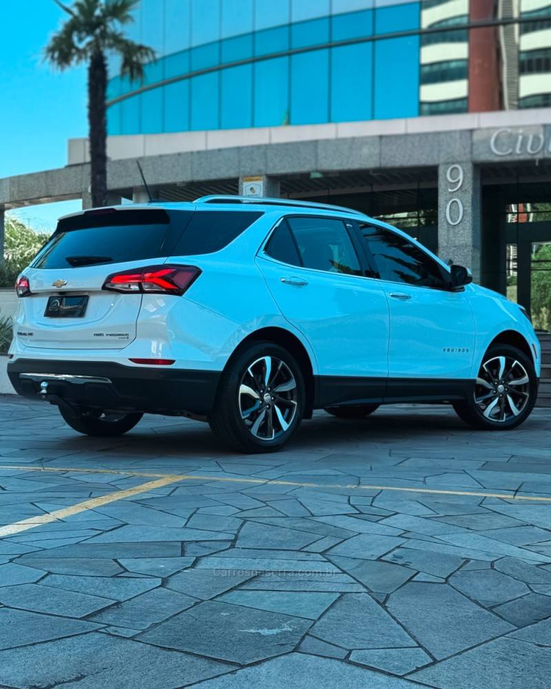 CHEVROLET - EQUINOX - 2022/2023 - Branca - R$ 185.900,00