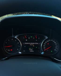 CHEVROLET - EQUINOX - 2022/2023 - Branca - R$ 185.900,00