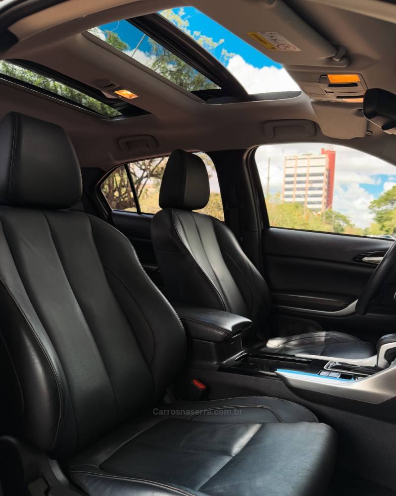 MITSUBISHI - ECLIPSE CROSS - 2019/2020 - Preta - R$ 117.900,00