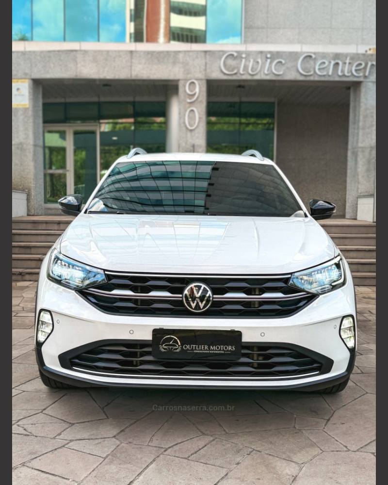 VOLKSWAGEN - NIVUS - 2022/2023 - Prata - R$ 122.900,00