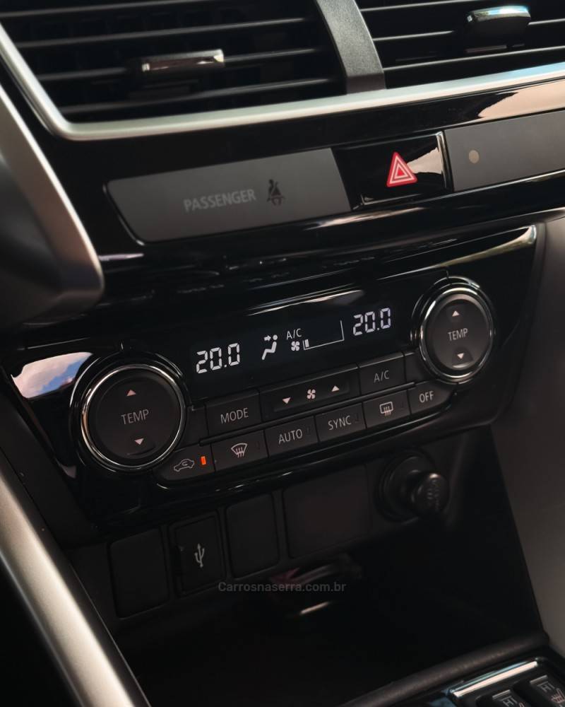 MITSUBISHI - ECLIPSE CROSS - 2019/2020 - Preta - R$ 117.900,00